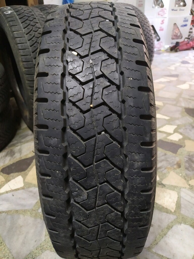 205 65 16c Petlas Dört Mevsim Tek - 4