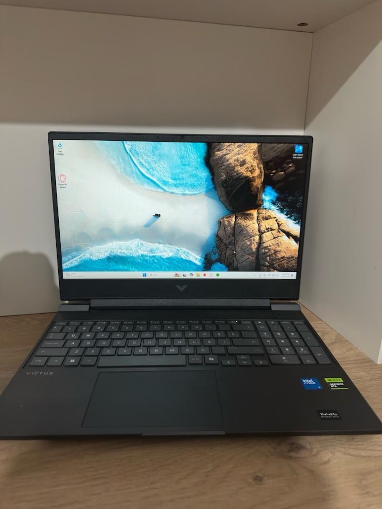 HP Victus Gaming Laptop 15 RTX5050 i5 13.nesil - 2