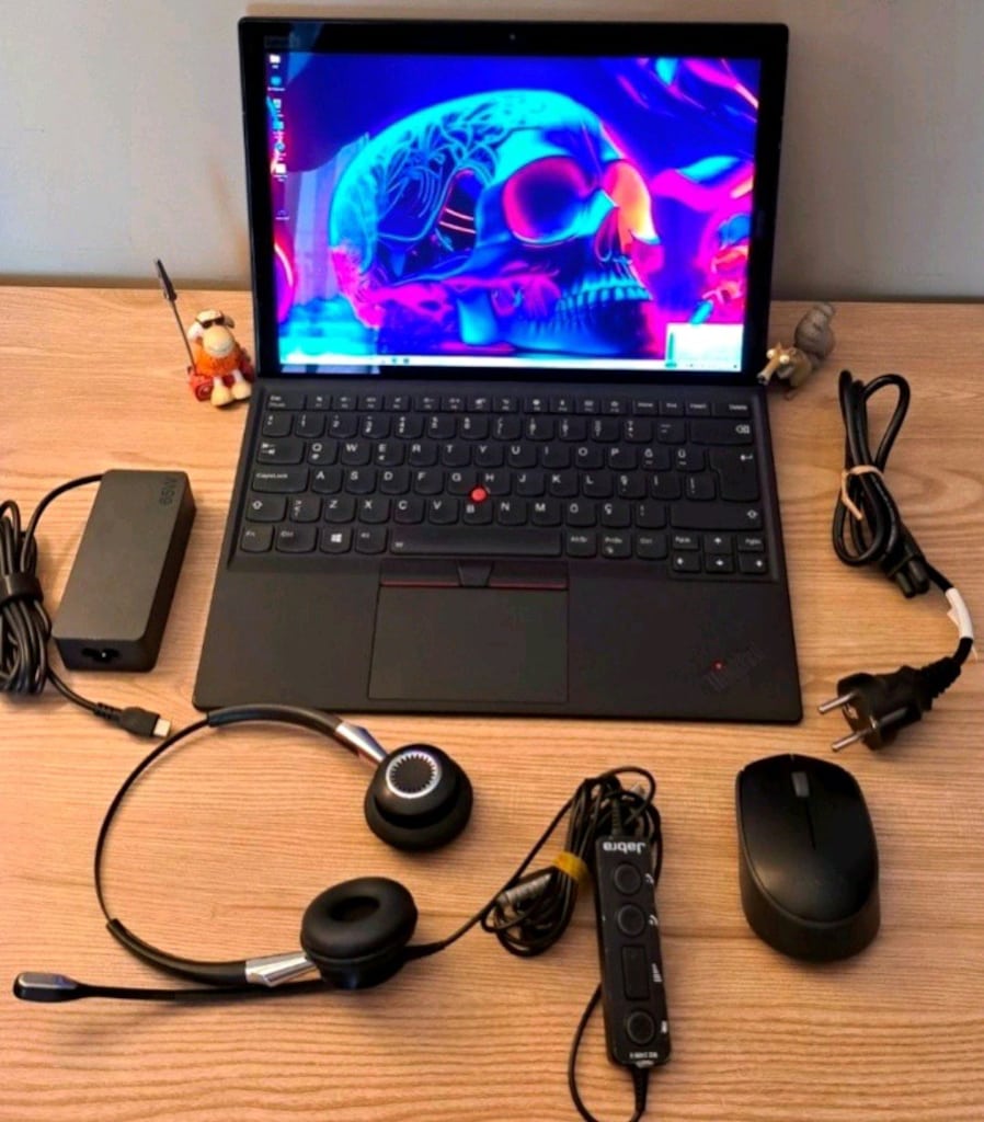 LENOVO. X1 2 in 1 HYBRID GEN 3 - 2