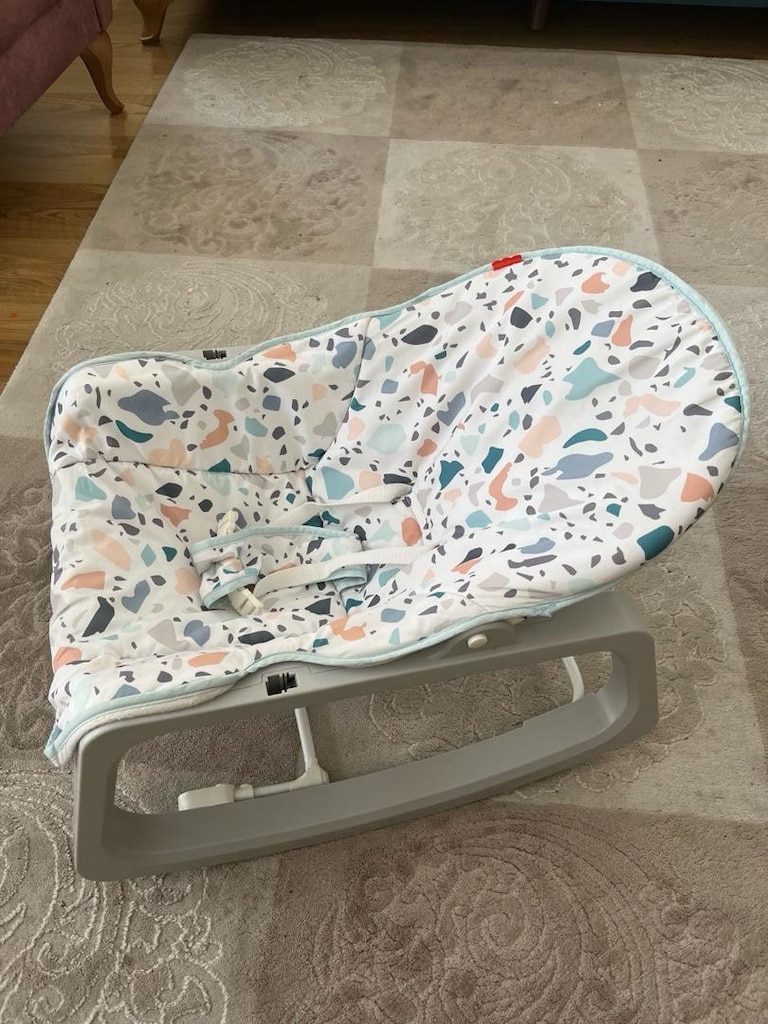 fisher price titreşimli sallanan ana kucağı - 3