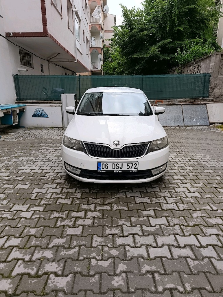 2013 Model Skoda Rapid 1.6 tdı Elegance - 3
