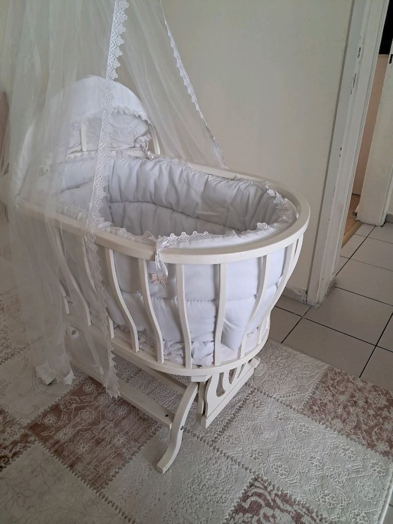 sağlam temiz ve az kullanılmış bebek beşiği - 6
