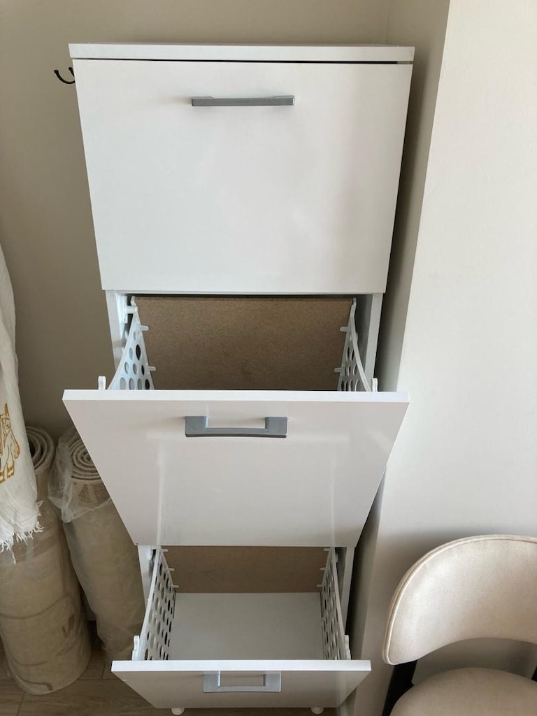 Kirli Sepetli Banyo Dolabı - 2