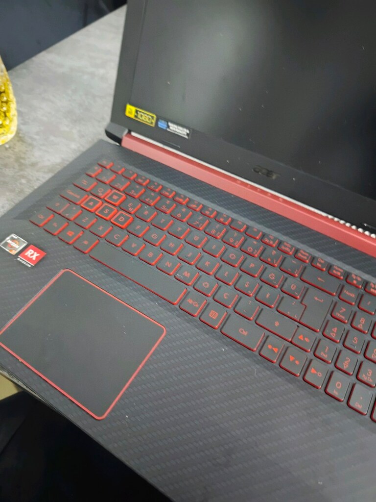 Acer nitro 5 an 542 Çok temiz - 2