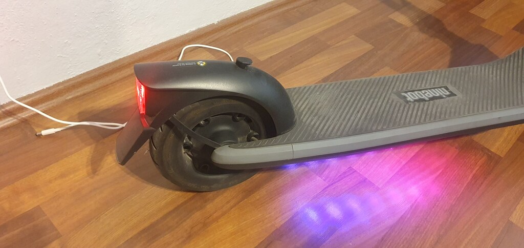 Segway Ninebot E2 Plus 500W Kickscooter Scooter Elektrikliscooter - 8