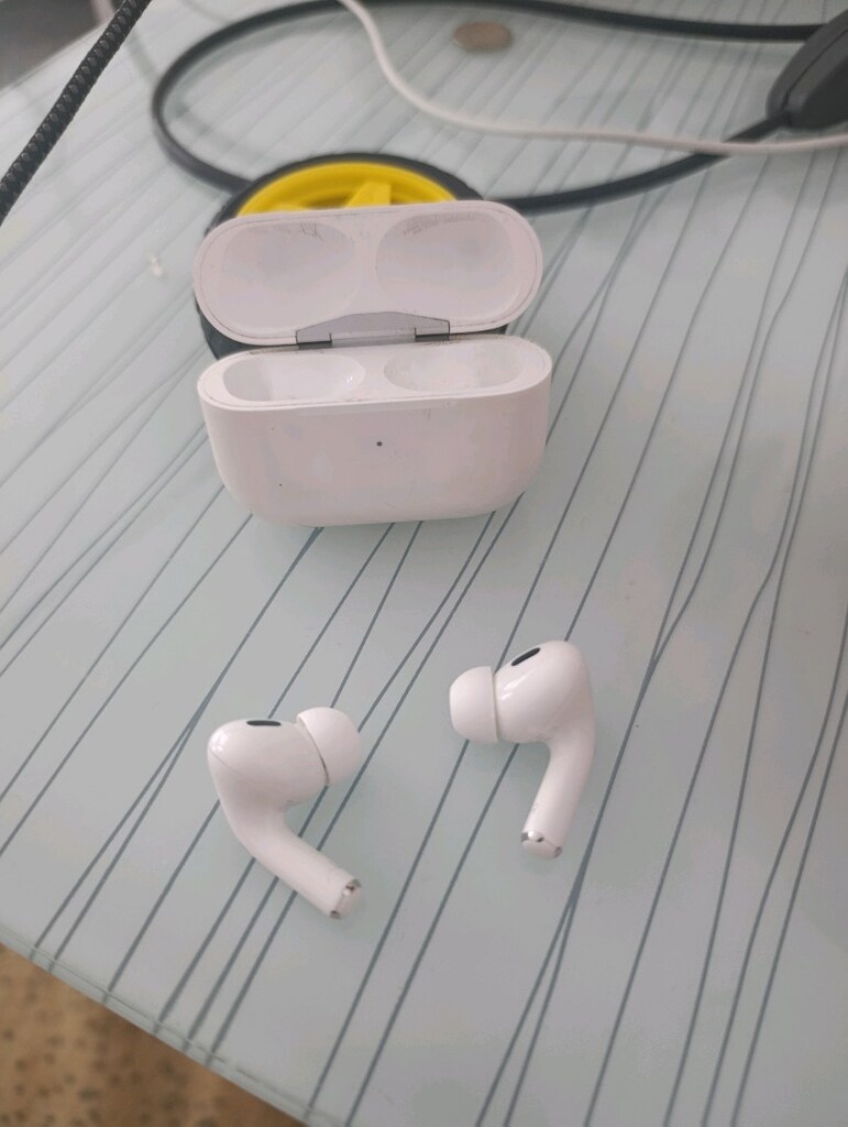 Airpods pro 2.nesil Temiz - 2