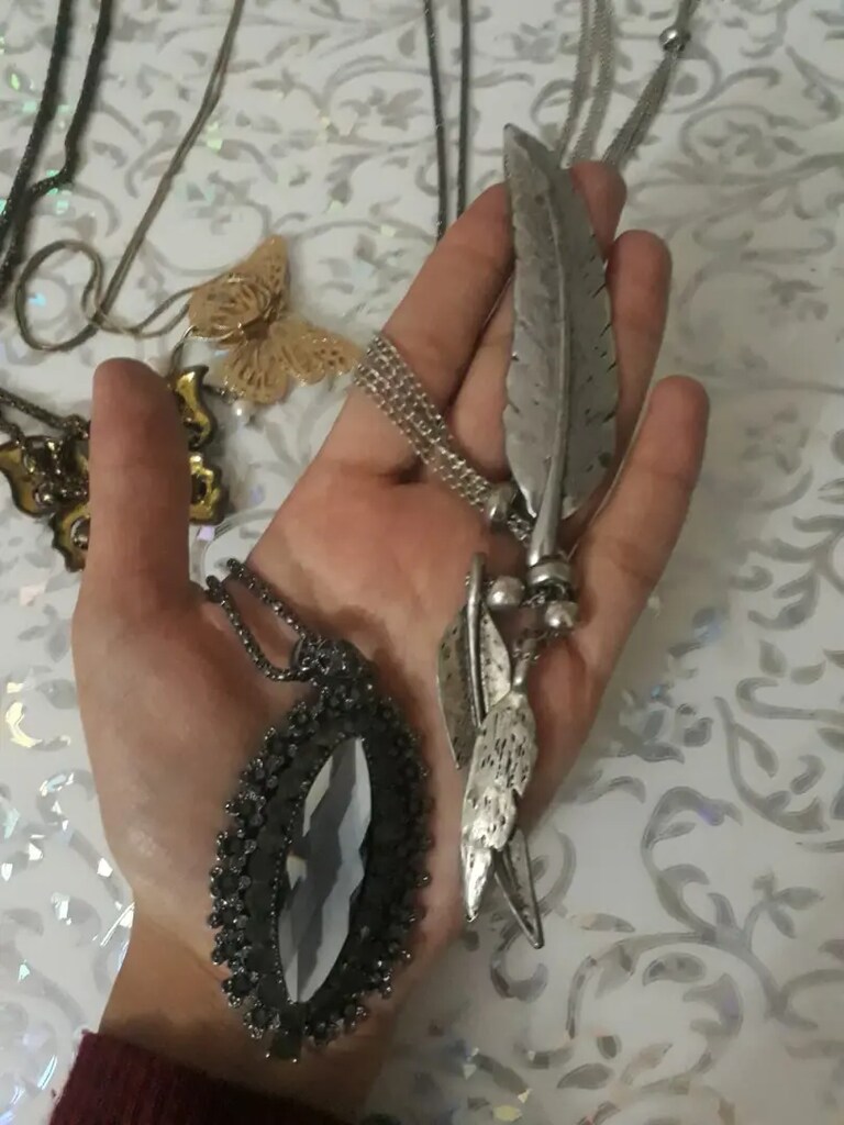 Uzun kolye - 3