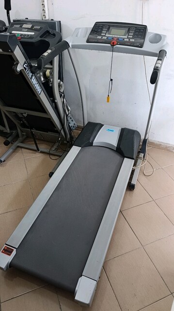 BİANCHİ PROFESYONEL KOŞU BANDI TEMİZ SORUNSUZ ÇİZİKSİZ OTOMATİK EĞİM