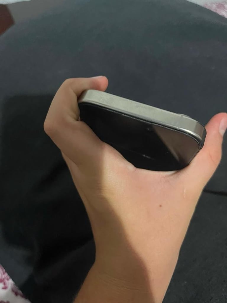 ıphone 16 pro - 10