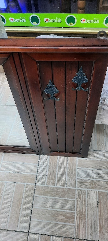 ahşap askılıklı ayna - 2