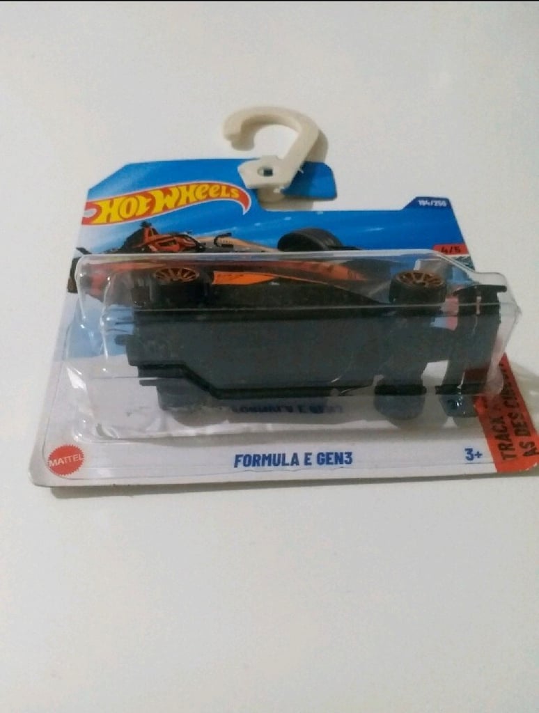 HOT WHEELS FORMULA - 4