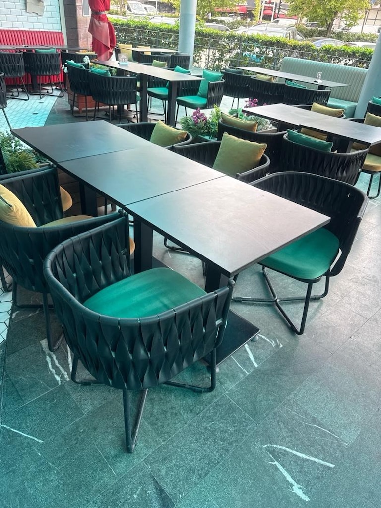 toplu halde satılık restoran masası