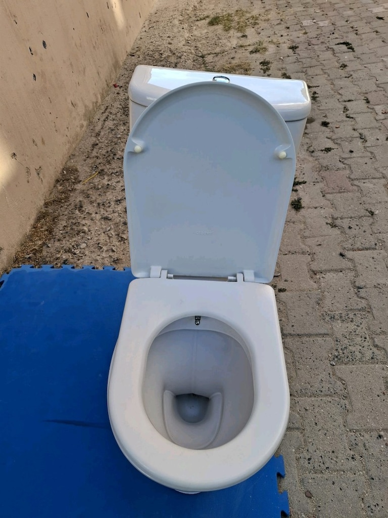 Ece marka alttan çıkışlı duvara sıfır kılozet - 3