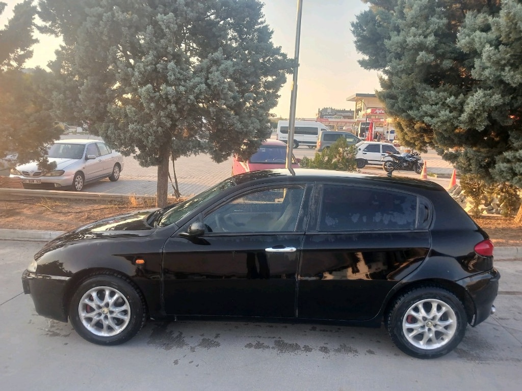 2004 model Alfa Romeo 147 1.6 Twin Spark (120 HP) Acil Satılık!!! - 5