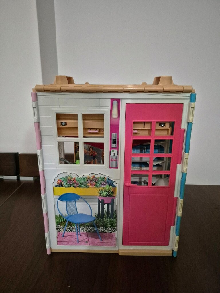 Barbie evi - 5