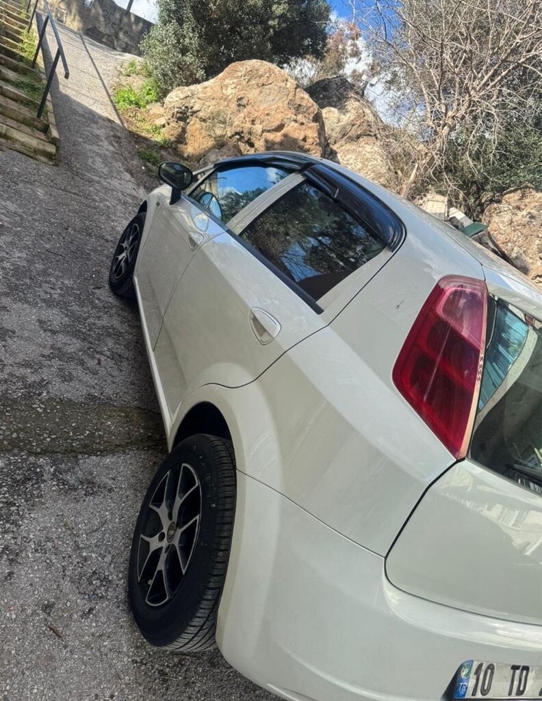 2011 punto 1.3 mjet üst model araçlarla takasa açık üste nakit verilir - 6