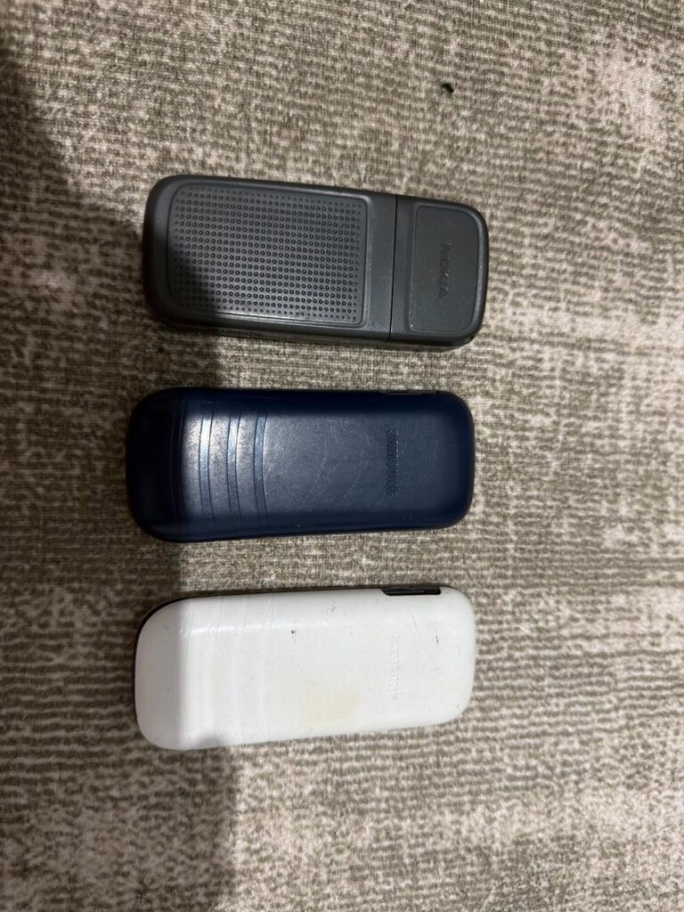 tuşu cep telefonu (asker telefonu) - 2