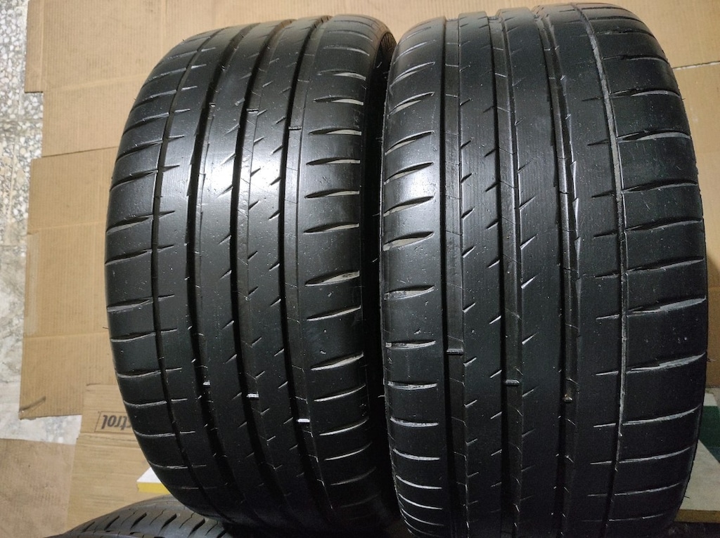 235-35-19 Michelin 2 adet yazlık lastik (tarih:2020) - 2