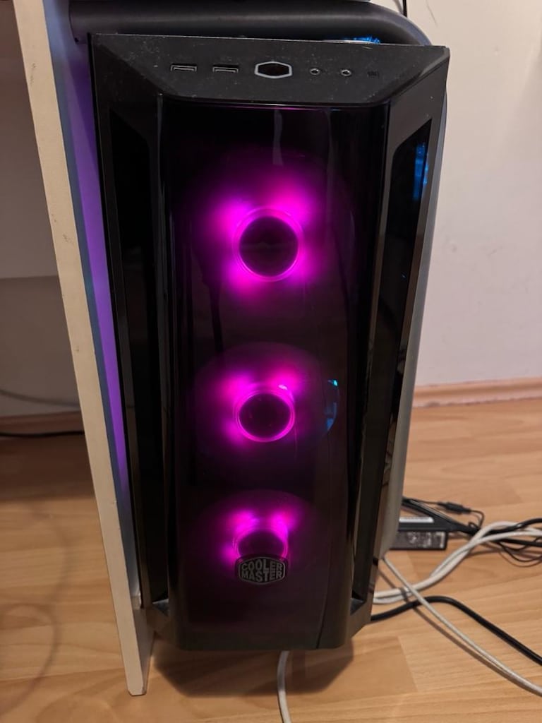 Cooler Master Kasa + Asus tuf gaming 165 hz monitör - 6