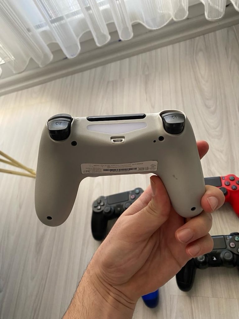 PS4 Oyun Kolu - 2