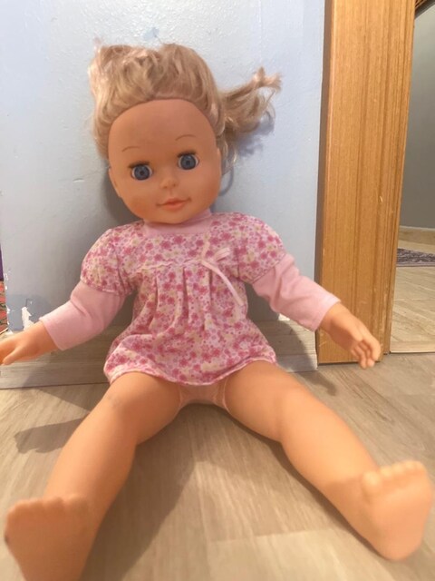 konuşan bebek oyuncak