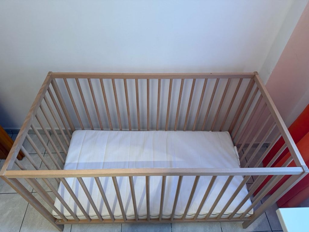 IKEA Sniglar ahsap besik ve yatak - 4