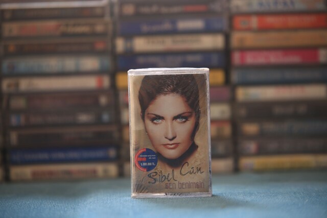 Sibel Can - Sen Benimsin - Sıfır KASET - Ambalajında