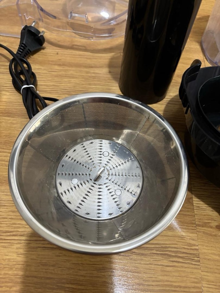 Arzum AR191 1000W 2 litre katı meyve sıkacağı - 3