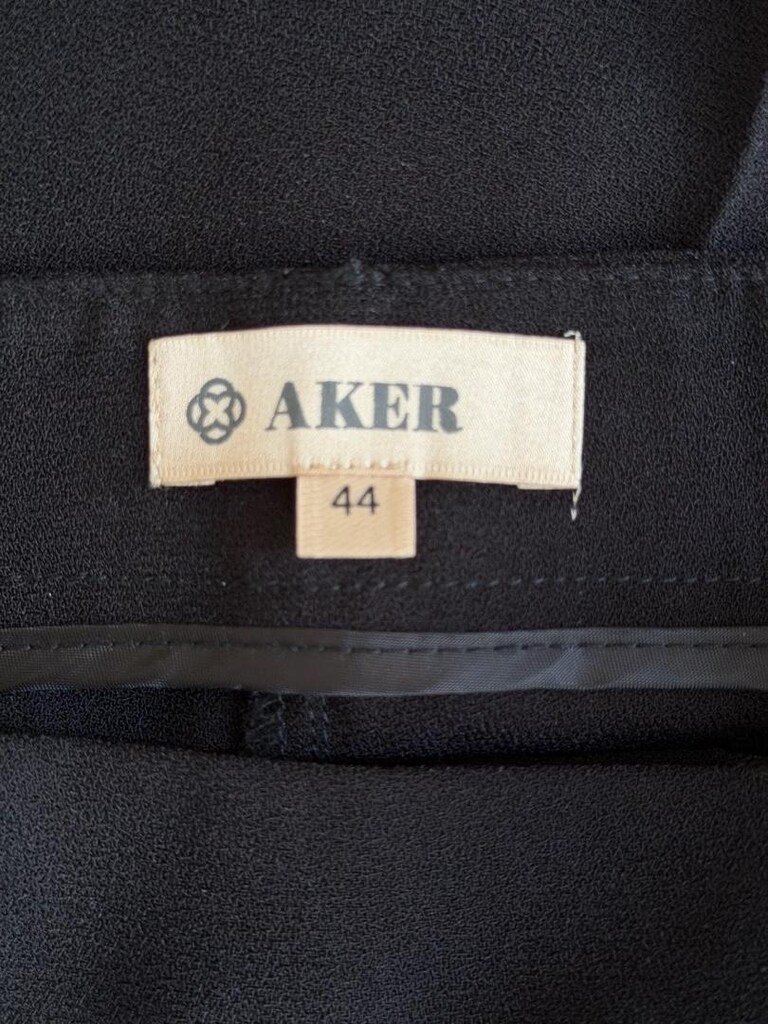AKER Siyah Dokulu Kumaş Kruvaze Takım - 8