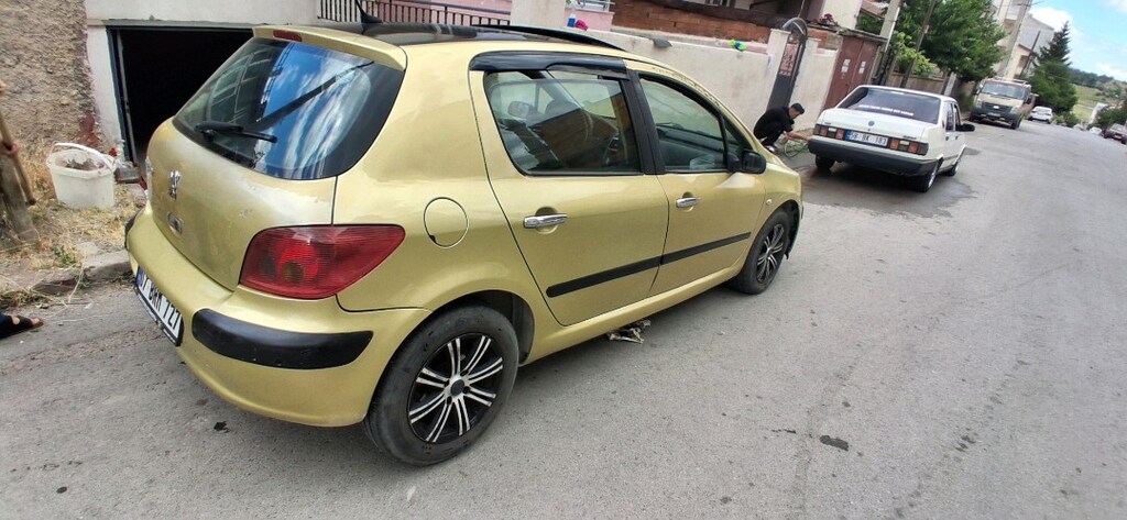 Sahibinden Peugeot 307 1.6 XR 2003 Model - 4