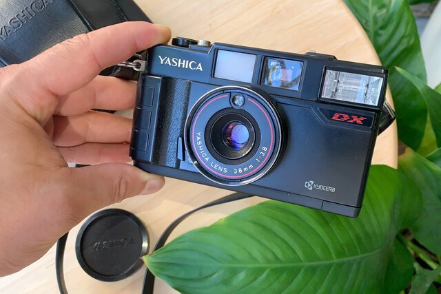 Yashica MF-2 Super + Orjinal Deri Kılıf + Lens Kapağı - ÇOK TEMİZ
