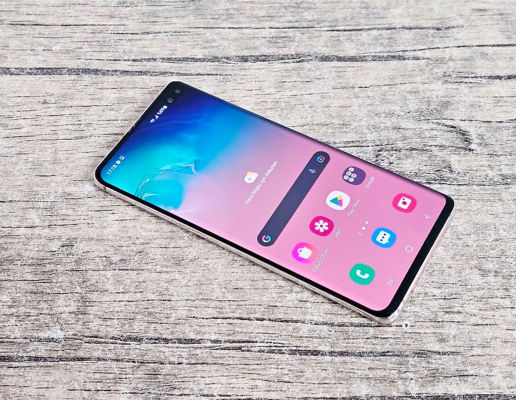 SAMSUNG S10 PLUS 12 GB TAMAMEN ORİJİNAL HATASIZ - 10