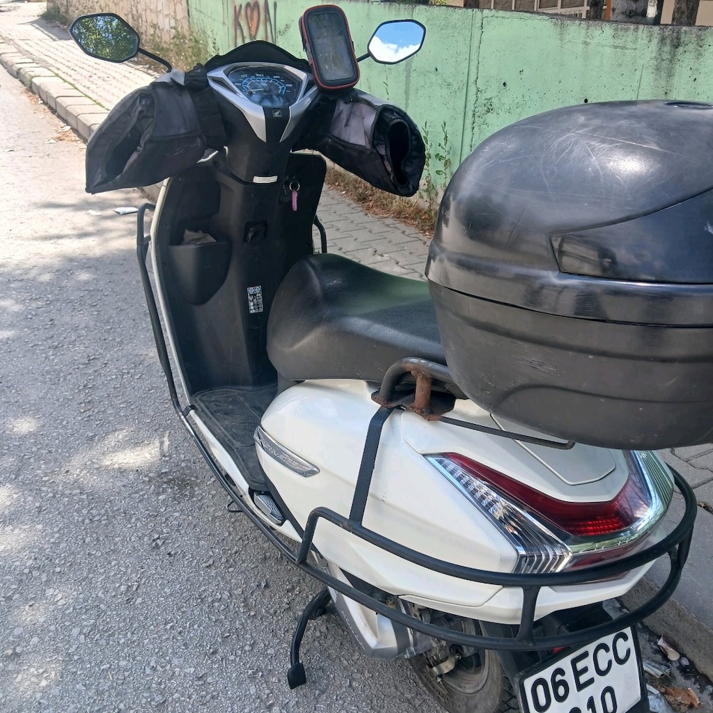 Honda Activa 125 - 4