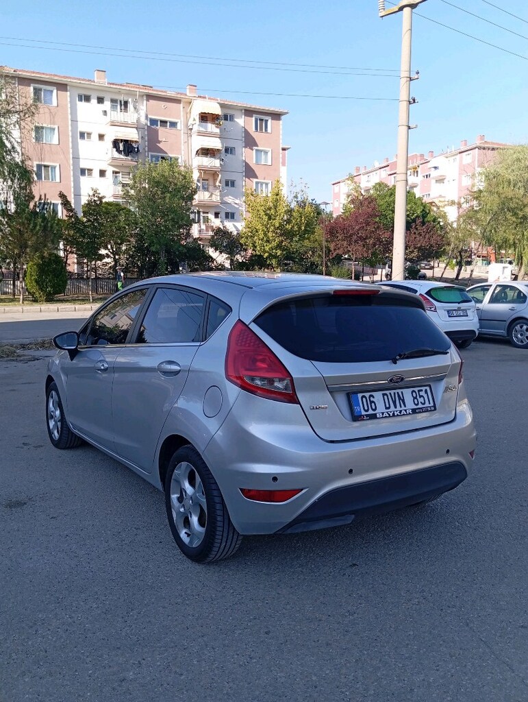 2010 Fiesta 1.4 tdci titanyum - 5