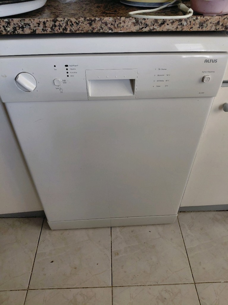bulaşık makinesi çalışır durumda parlatıcı kısmı bende tam verimli değ - 4