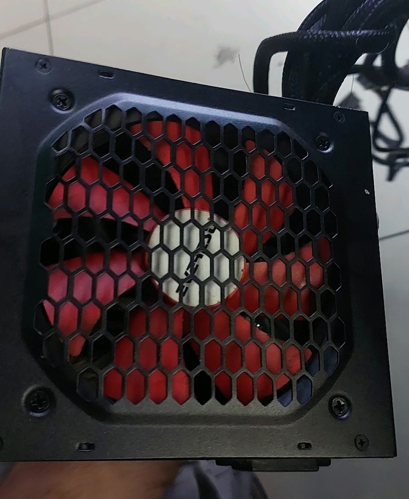EVERESE RAMPAGE 400 W 6 PINLI POWER SUPPLY - 2