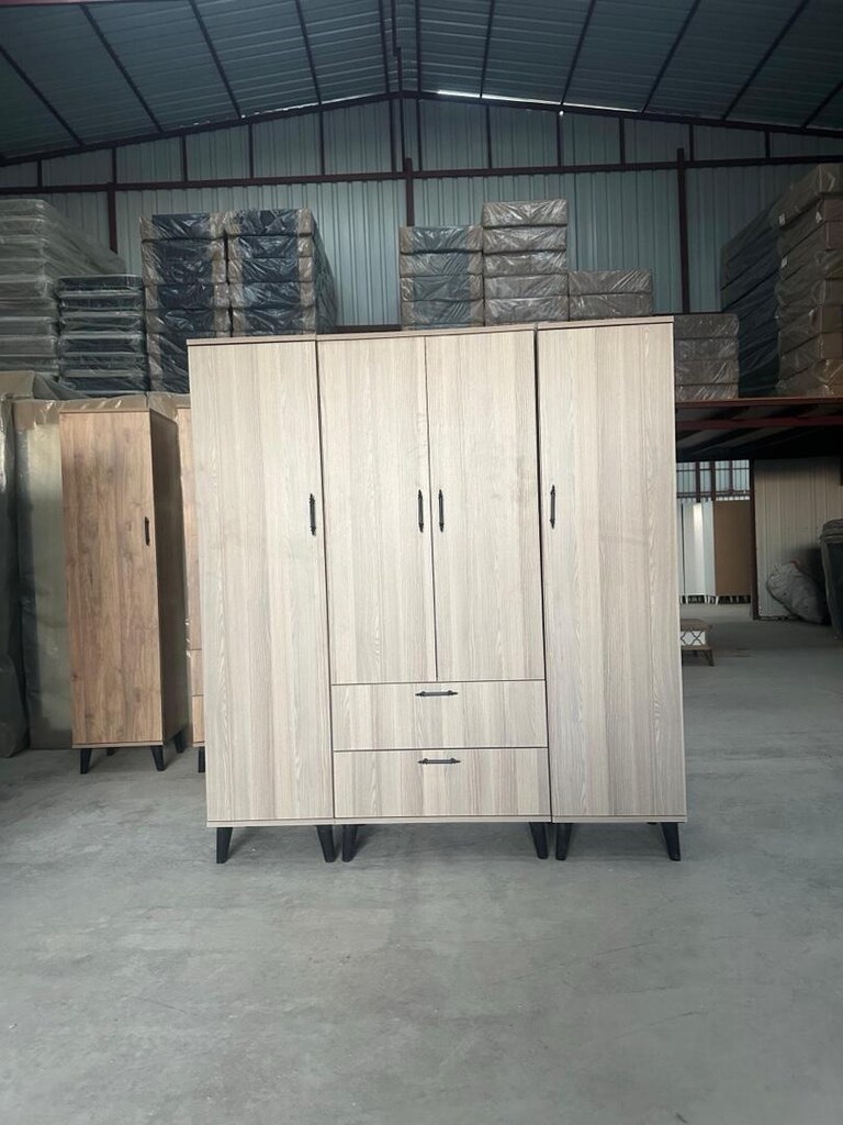 4 kapaklı elbise dolabı - 4