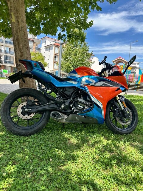 CF Moto 25 SR