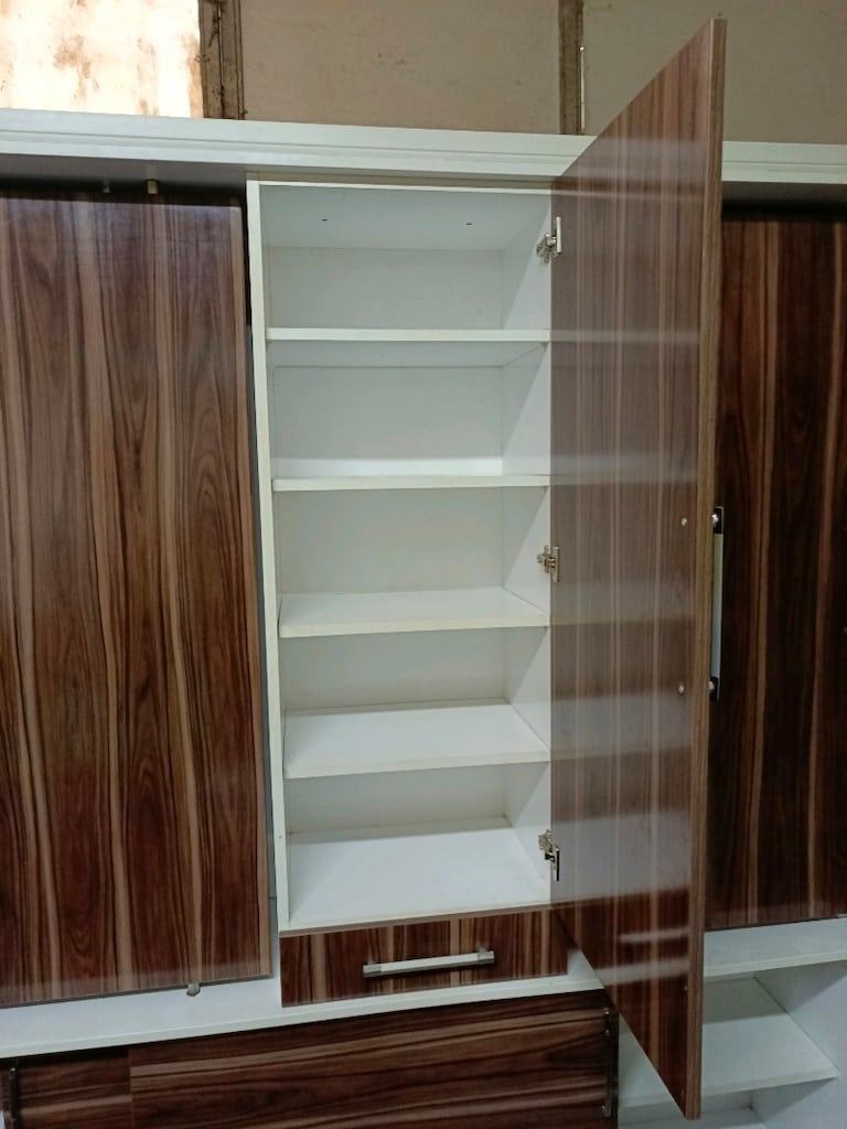 3 kapaklı dolap şık yeni gibi nakliye kurulum var - 5