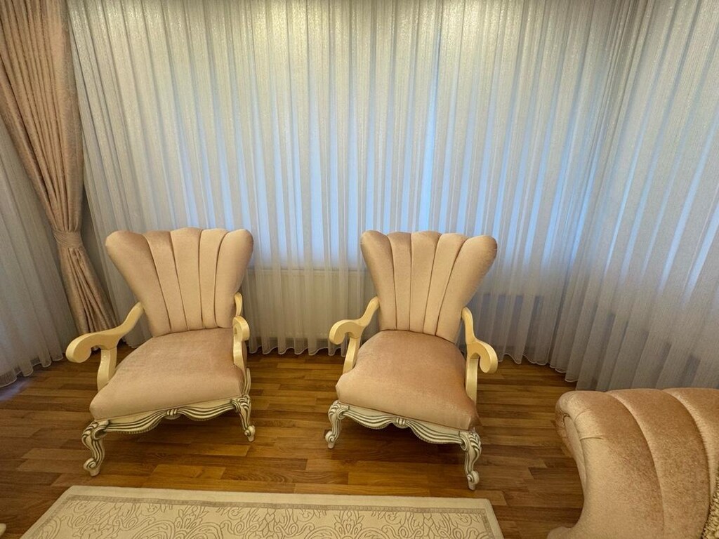 Avangart Salon ve Yemek odası takımı - eksiksiz - 3