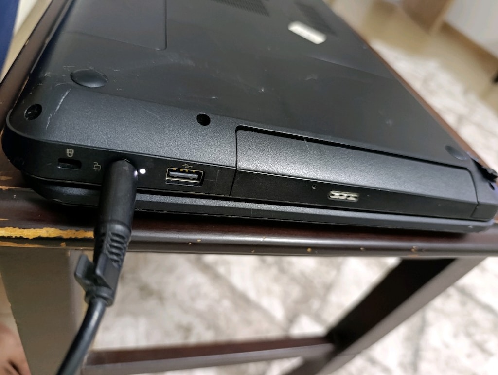 HP Pavilion G6 1000st laptop - 9