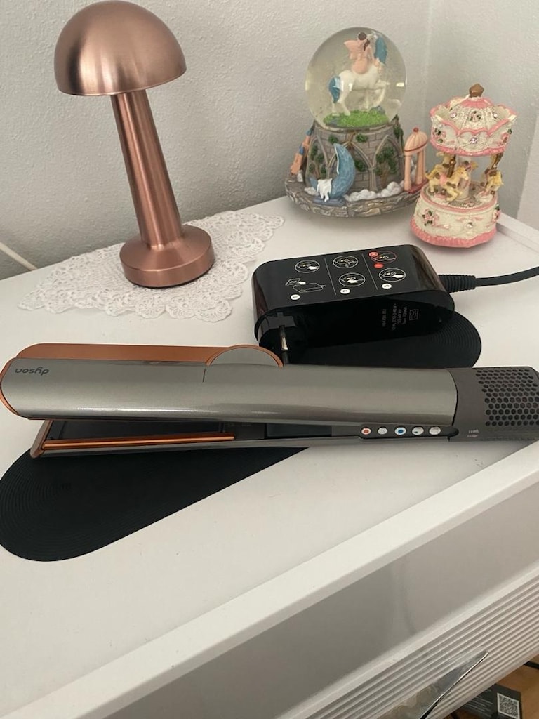 Dyson Airstrait Islak ve Kuru Saç Düzleştirici