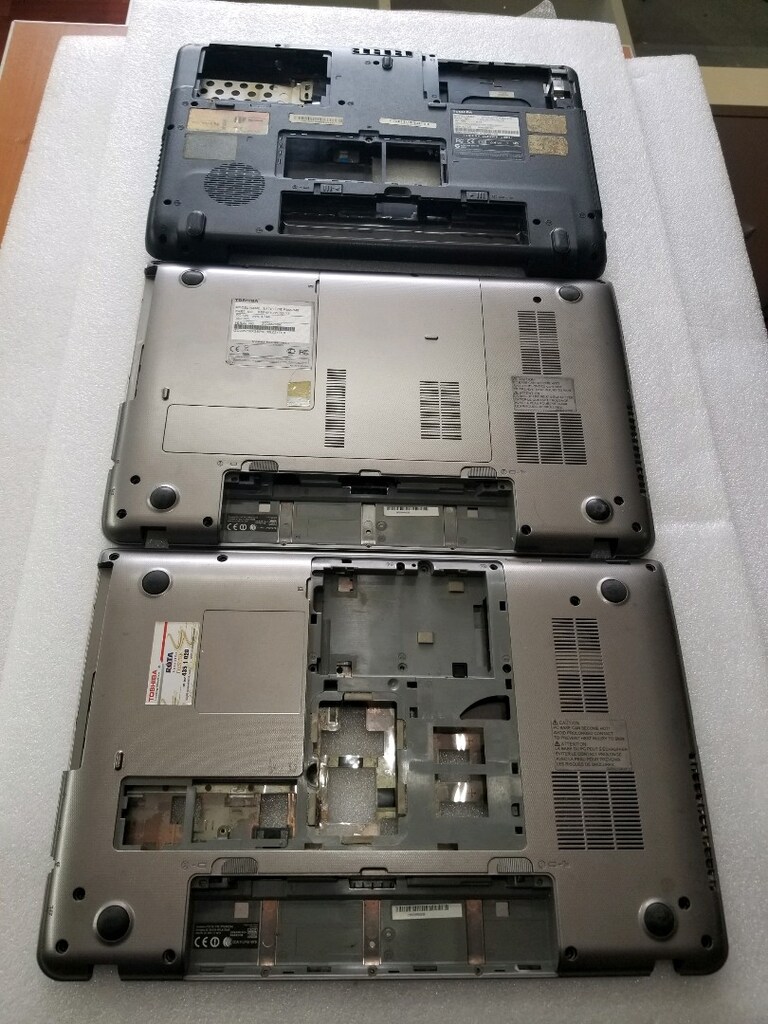 Toshiba L850- L50-L650-L655-P855-A350-L550-Çoklu seri Alt üst kasa Lcd - 14