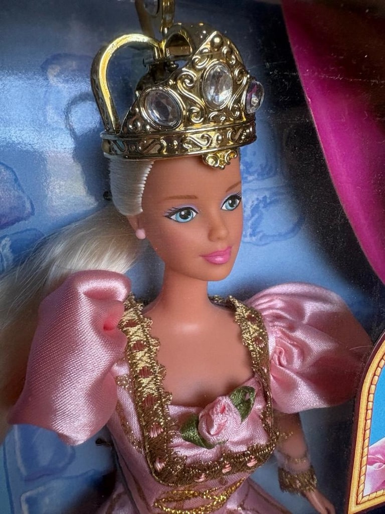 Rapunzel Barbie - 2