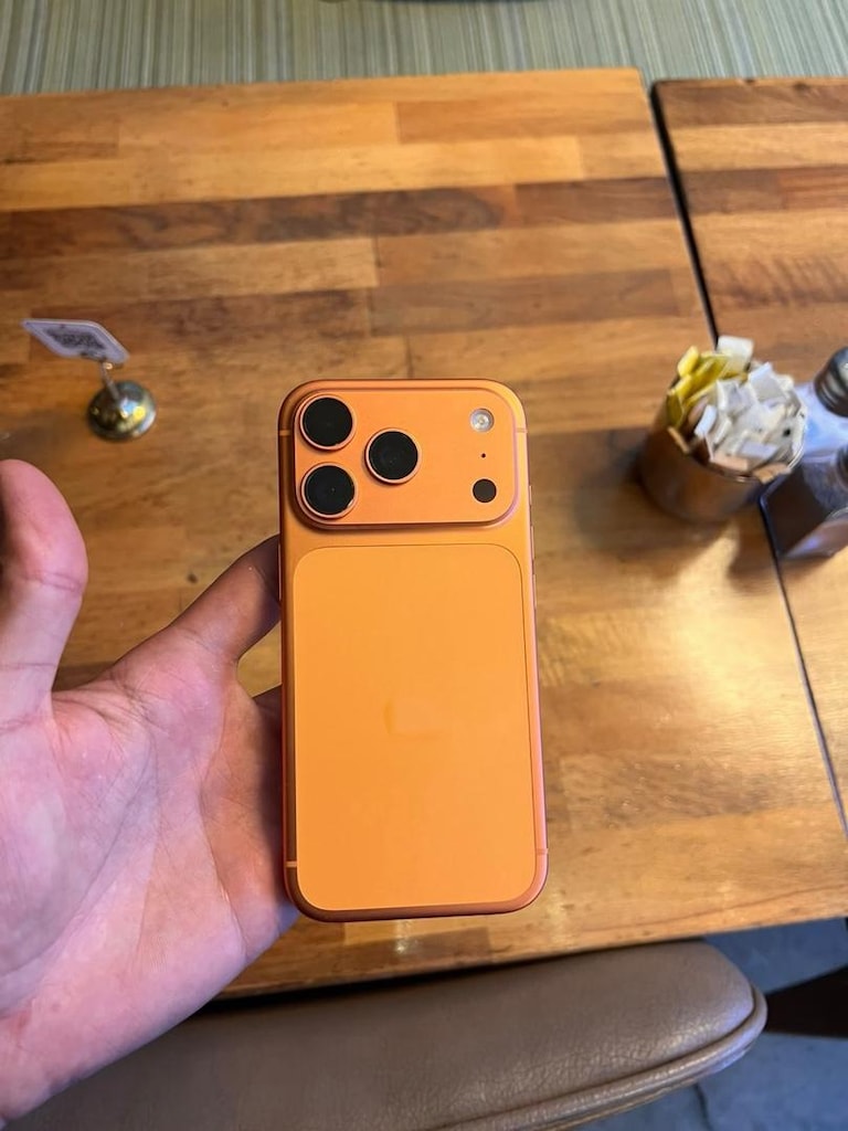 iPhone 17 Pro 256 GB Turuncu – Sıfır Ayarında - 3