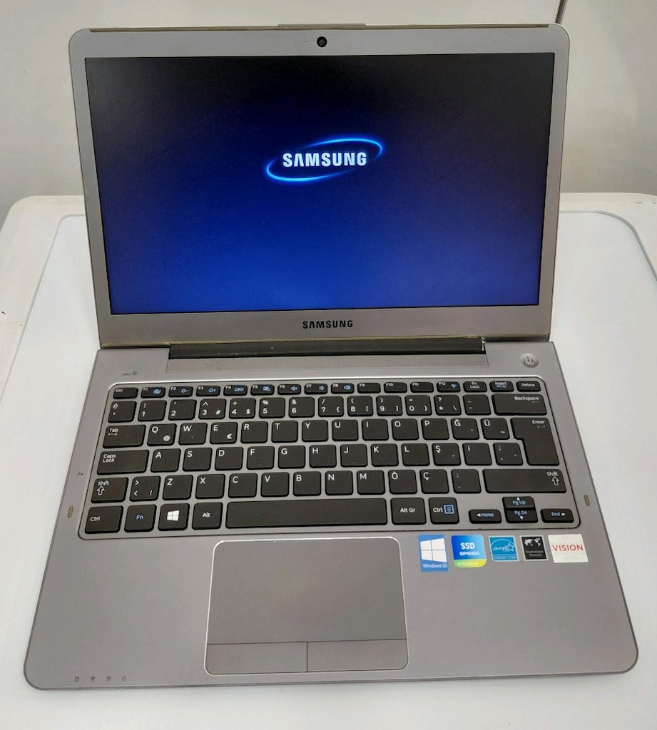 SAMSUNG 13.3 İNÇ AMD A4 İŞLEMCİLİ SSDLİ LAPTOP! - 3