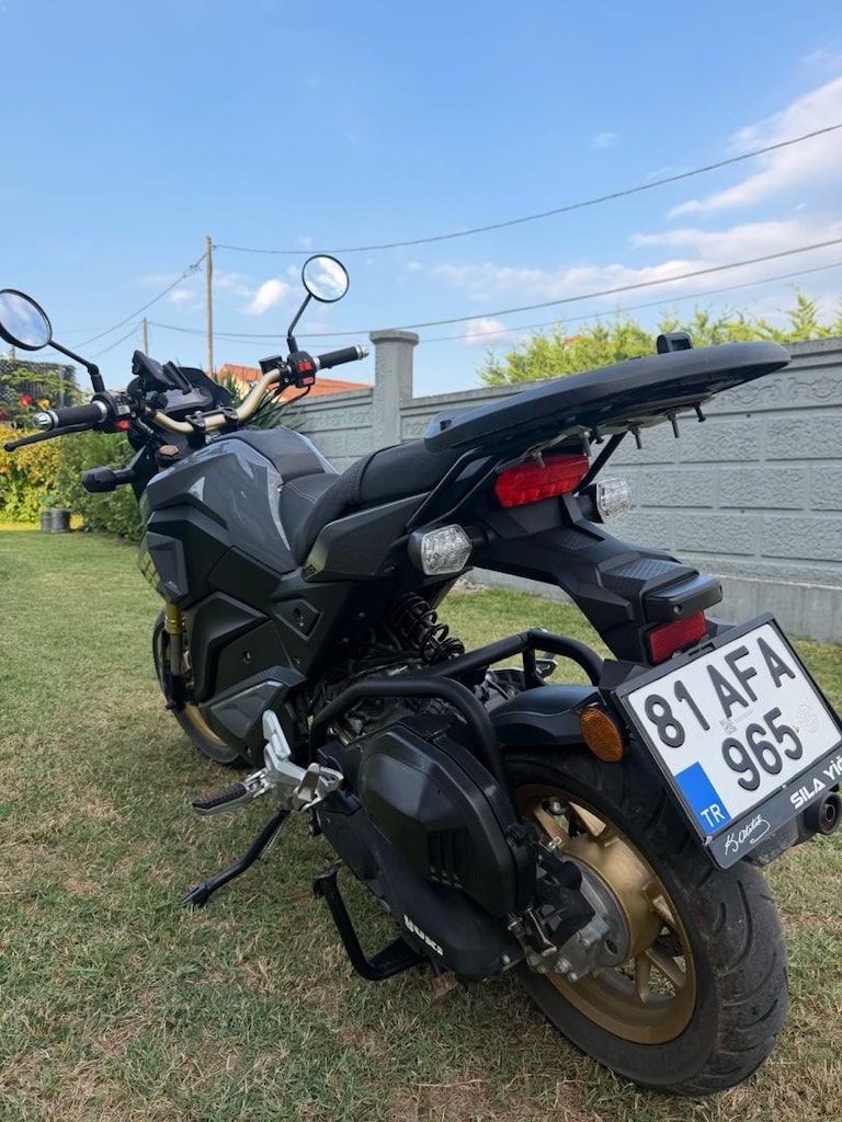 yuki hammer 125 cc - 3