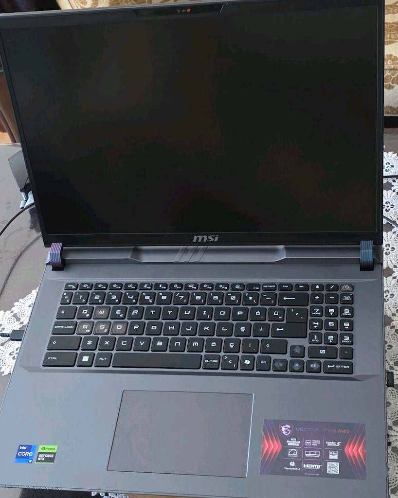 msi vector 17hx a14vıg - 2