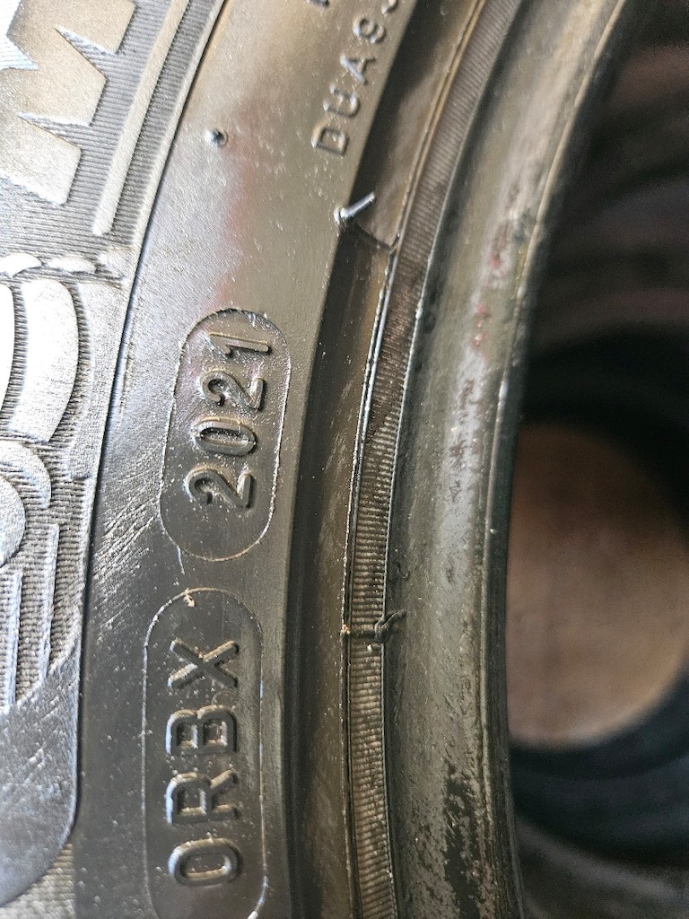 205 55 16 Michelin 2021 - 5