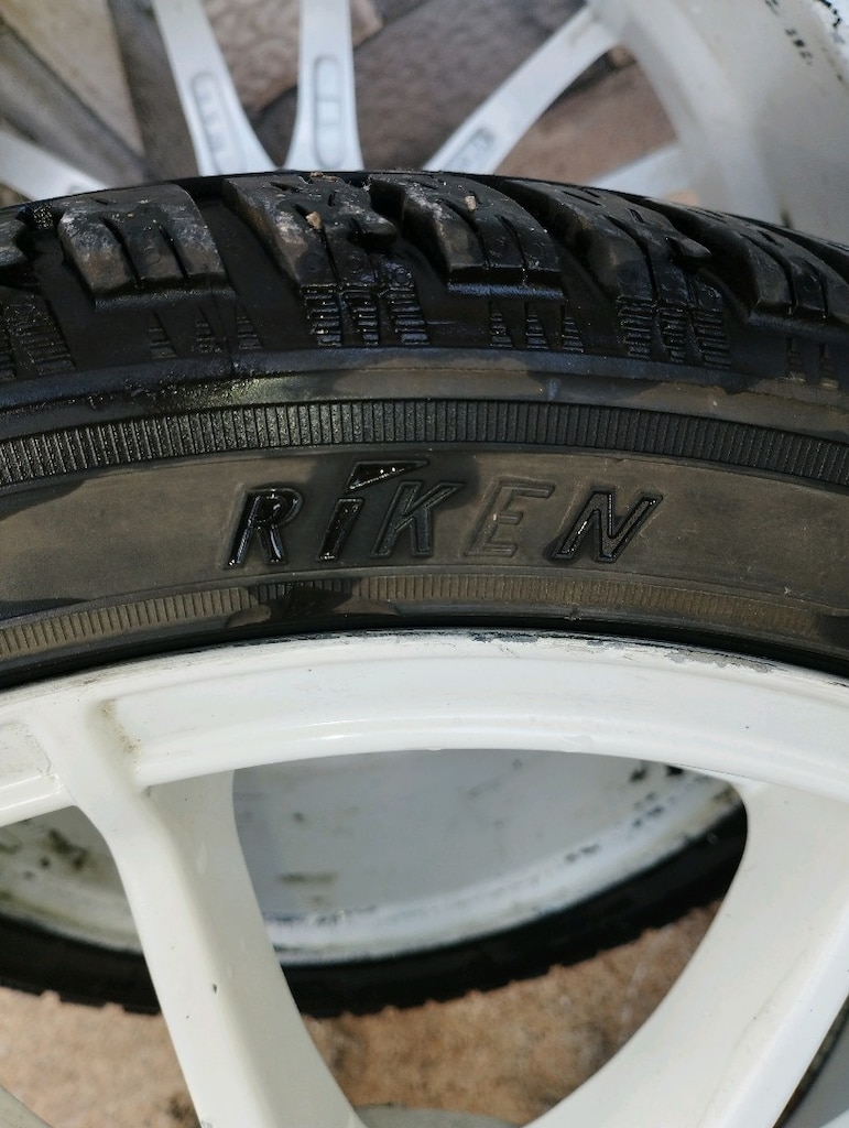 17 İnç Beyaz OZ Racing Jant Takımı ve Riken Kış Lastikleri - 14